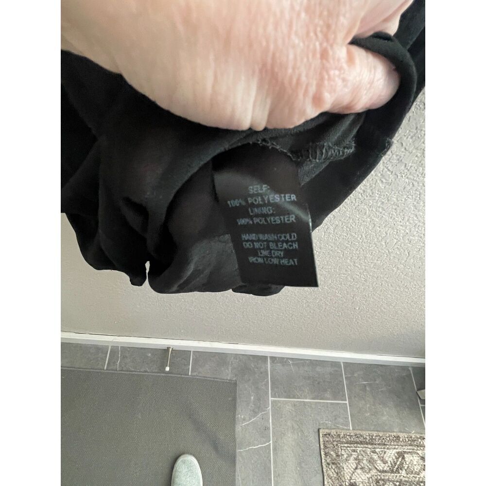 Lulu's Black Short Sleeve Shift Dress XS - Picture 4 of 4